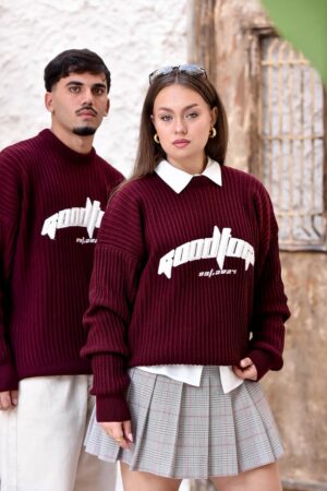 G2G Knitted Burgundy sweater
